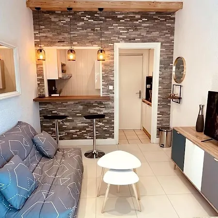 Eurotel 10 - F2 Hyper Centre-ville Apartamento Montluçon